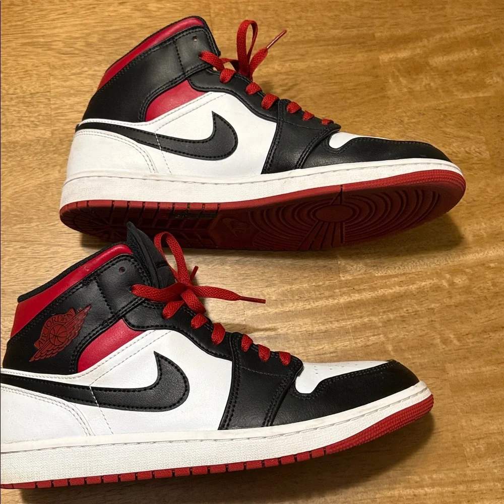 Air Jordan 1